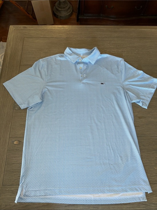 Vineyard Vines Other - Vineyard Vines On The Go Sankaty Polo blue whale print size L